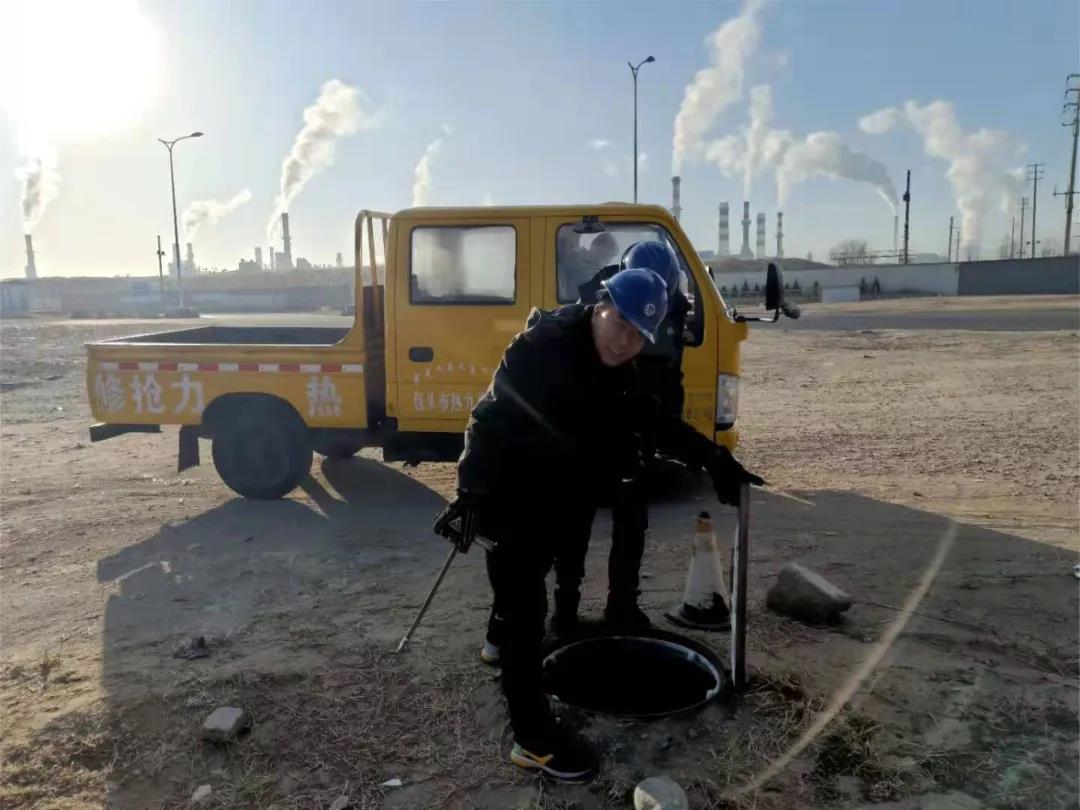 就地過(guò)大年，包頭熱力集團(tuán)溫暖護(hù)航.jpg